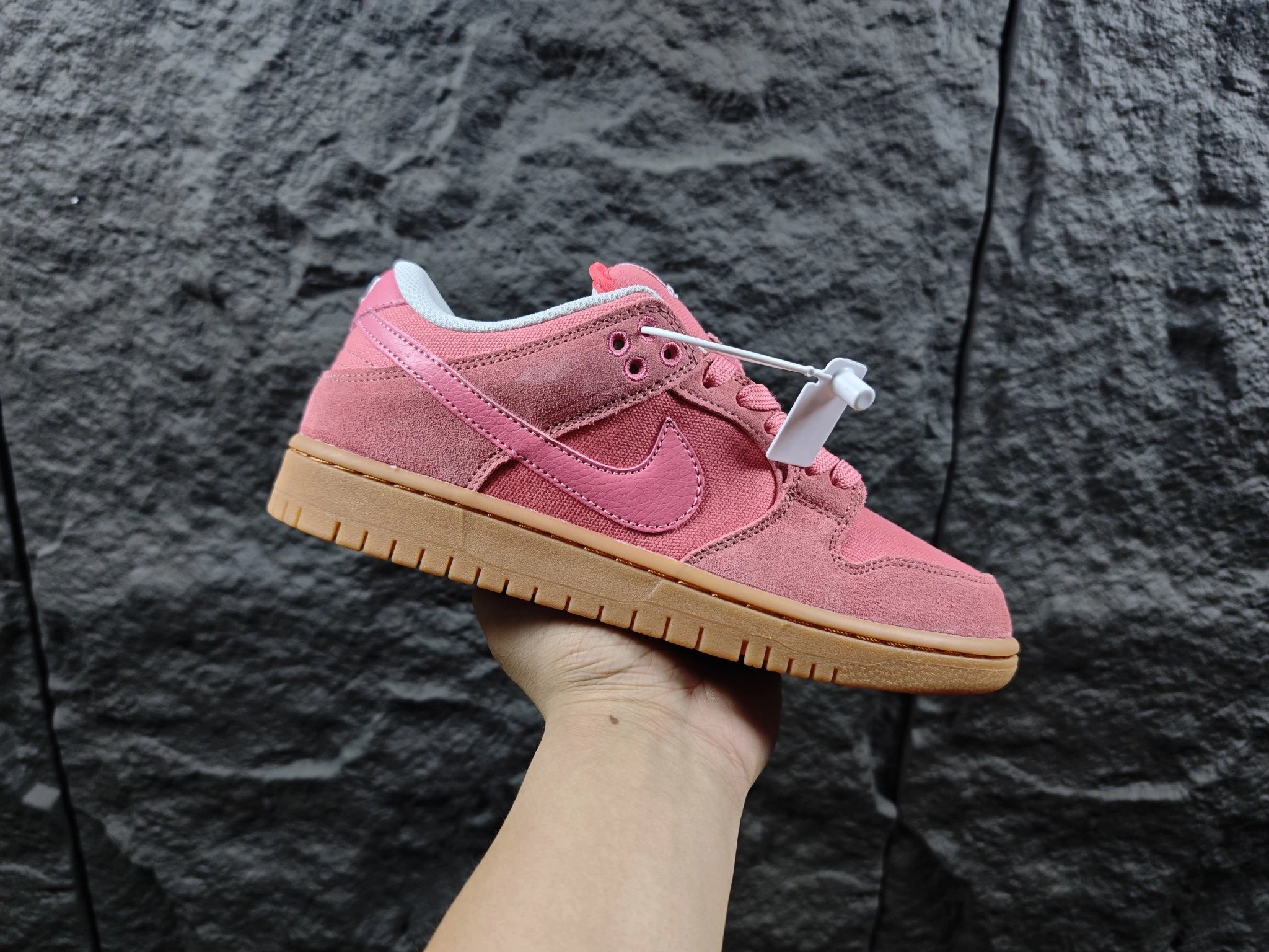 Nike Dunk Low Retro SE Red