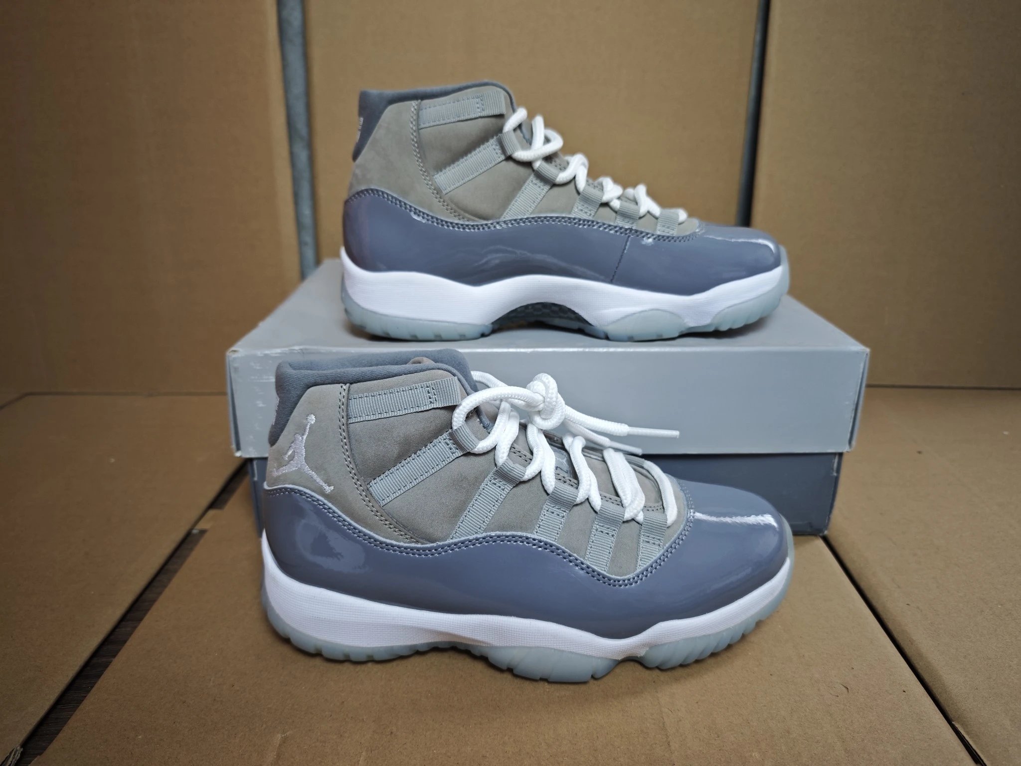 Air Jordan 11 Mid Cool Grey Basketball Shoe