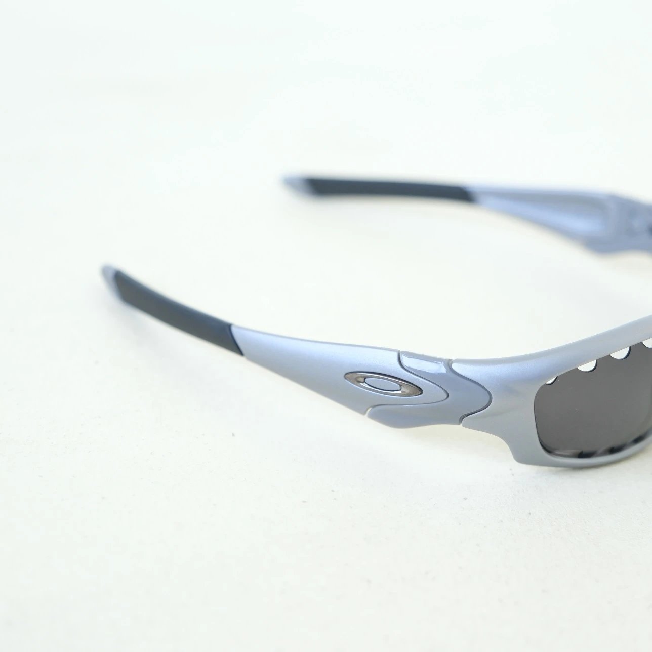 Oakley Satisfy Gray Sunglasses - 8
