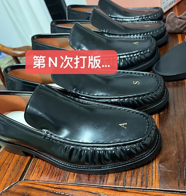 Acne Studios Leather Shoes Patent Moccasin Loafers product detail image 17