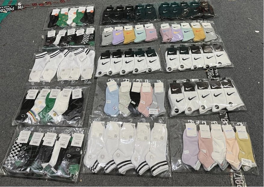 潮袜1双须下单鞋子后获赠 单拍不发 一双鞋子送一双 5