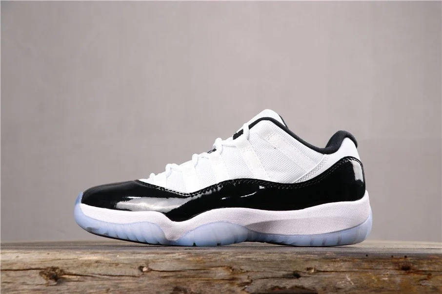 超级a Aj11 乔丹11代乔11 乔丹11 乔11低帮air Jordan 11 Low Concord 黑白