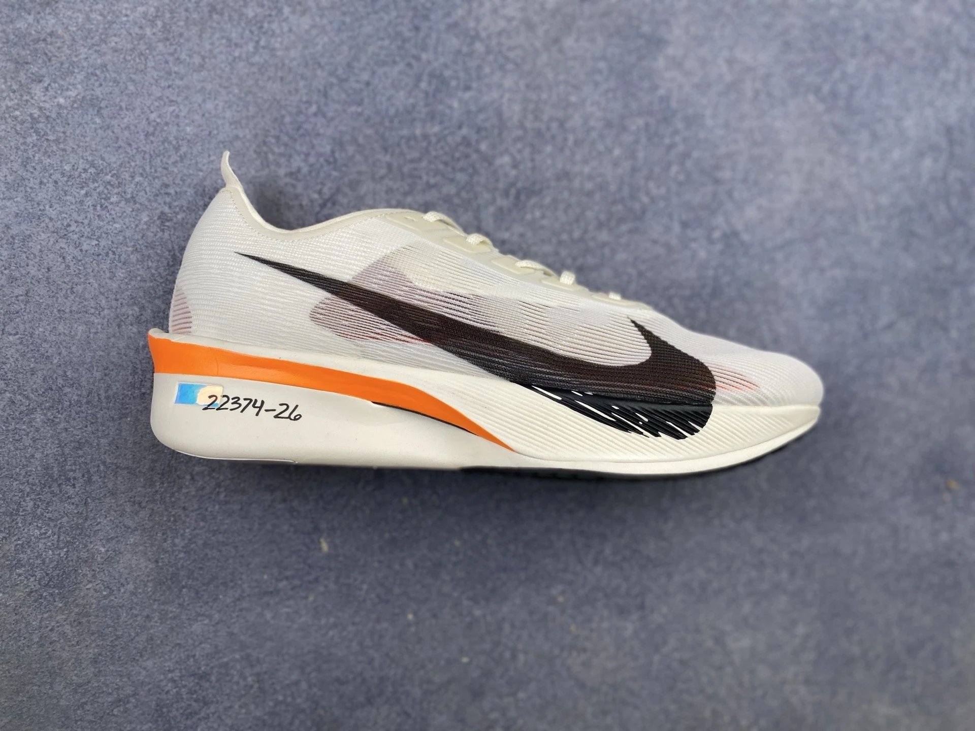 NK ZoomX Vaporfly NEXT% 4