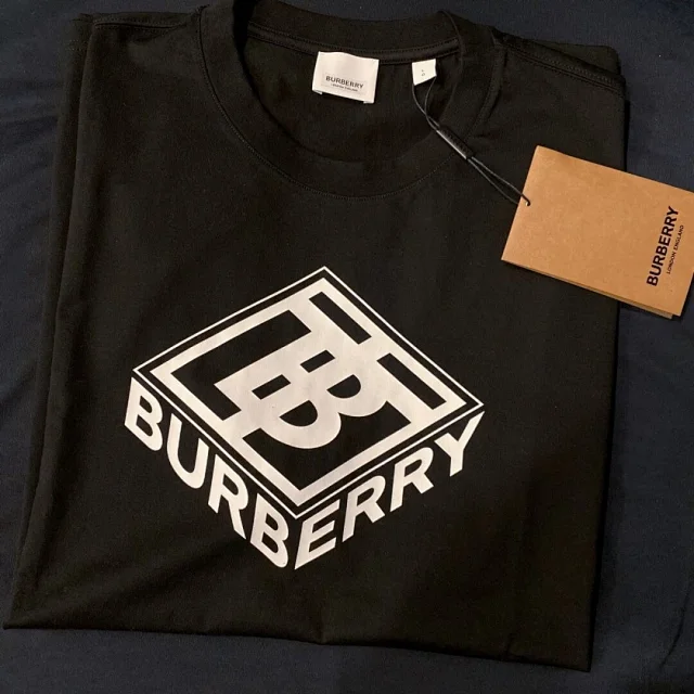 Burberry T-Shirts Crewneck Short-Sleeve Logo Print product detail image 3