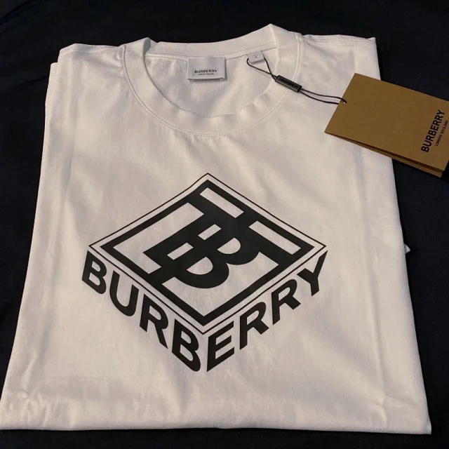 Burberry T-Shirts Crewneck Short-Sleeve Logo Print product detail image 2