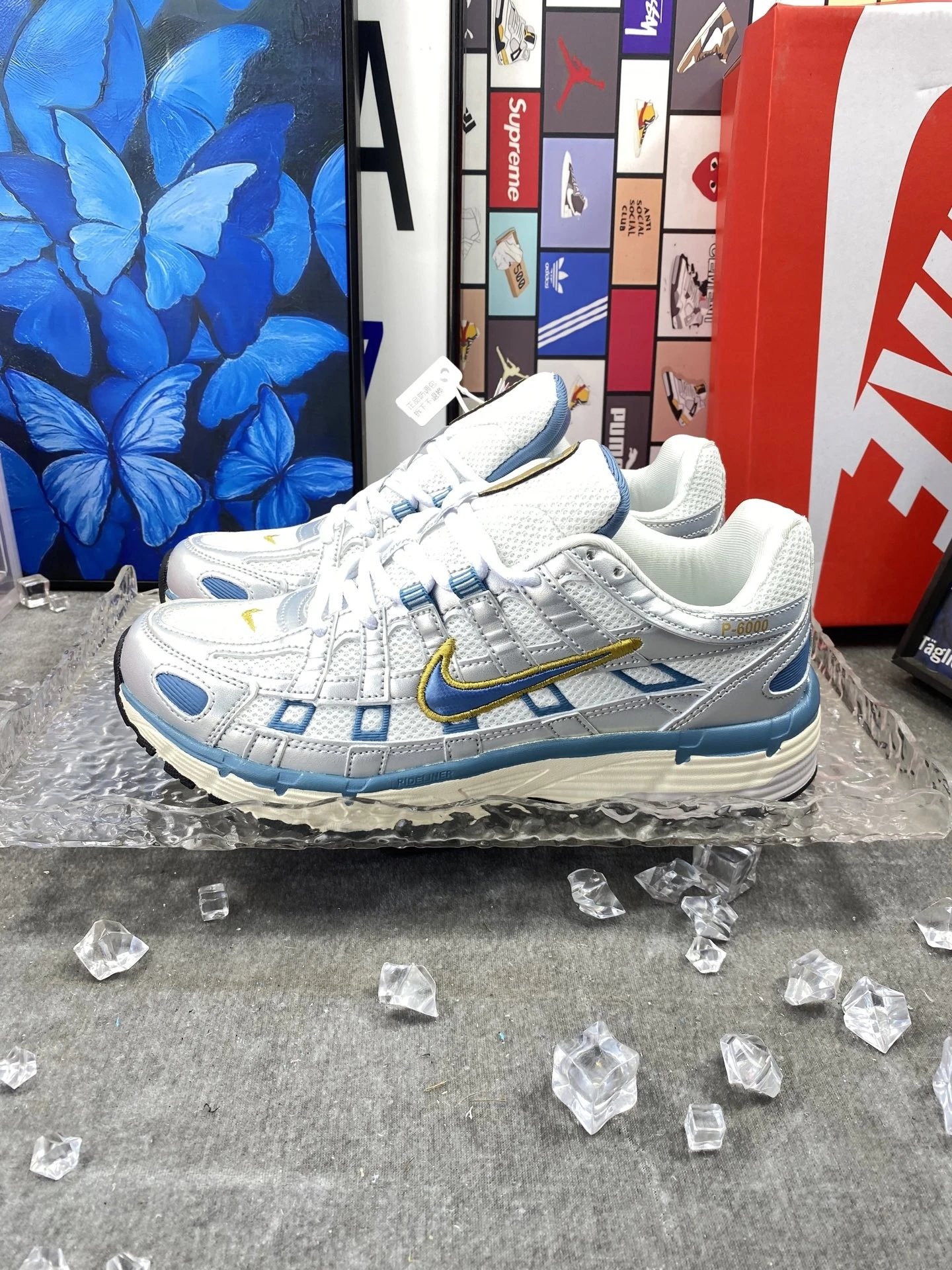 Silver blue