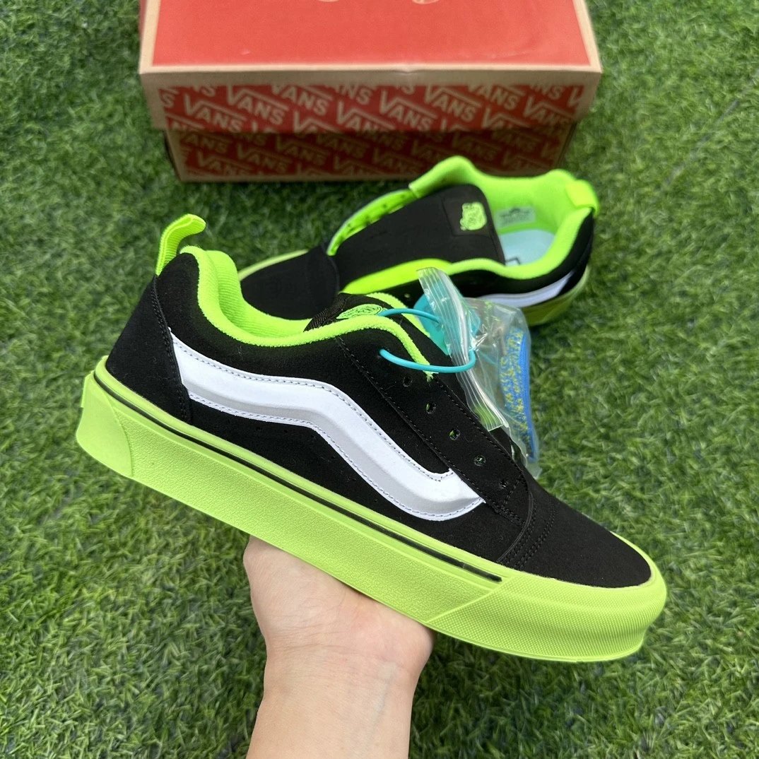 black-green