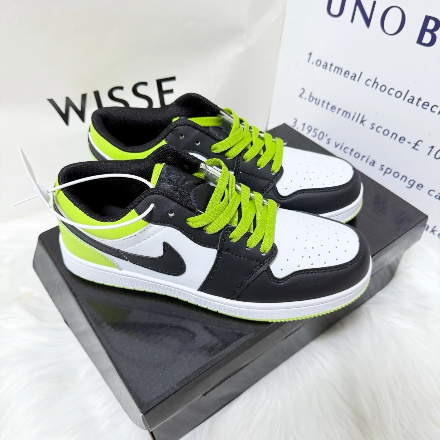 fluorescent green
