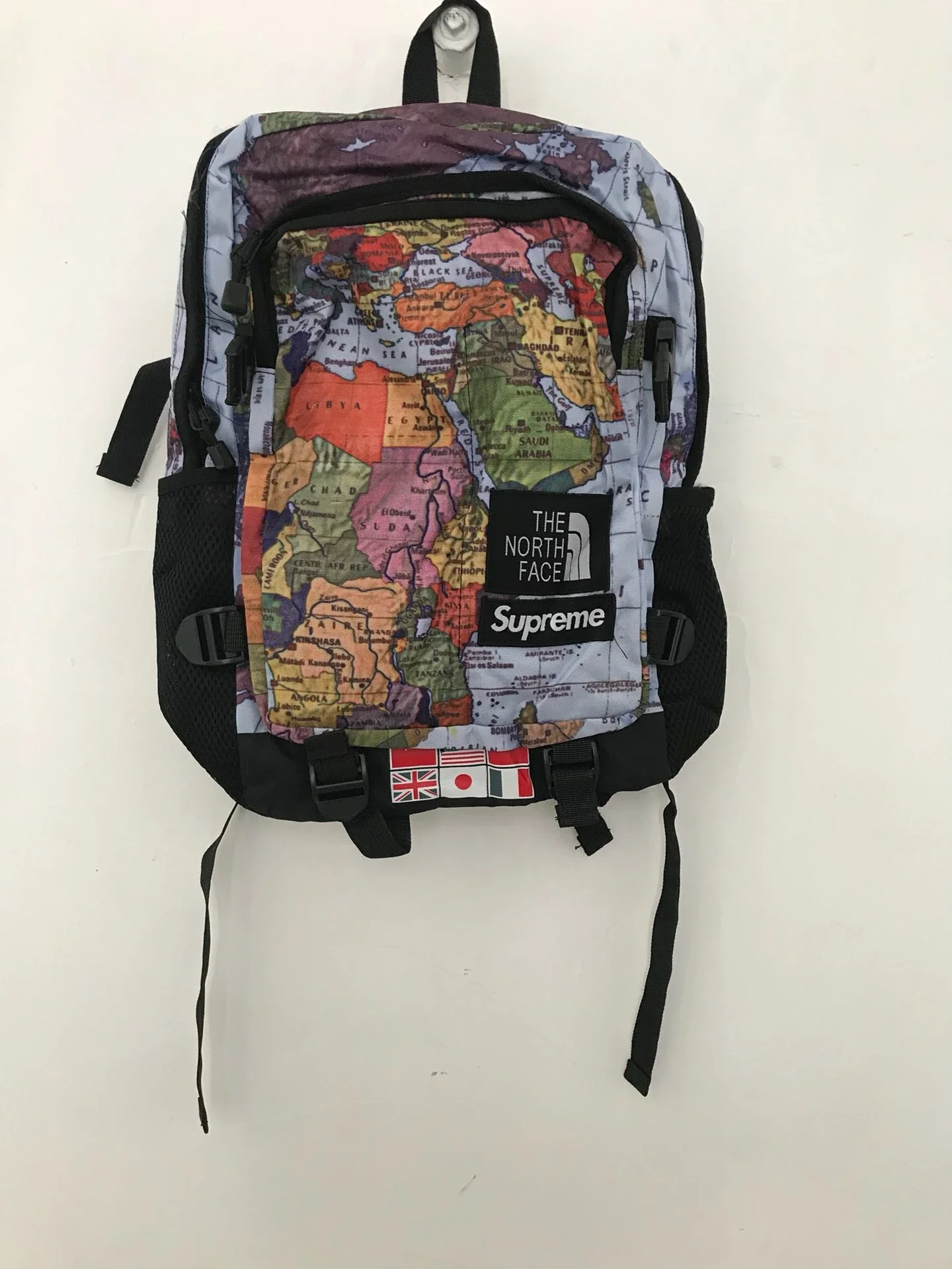 Supreme world outlet map backpack