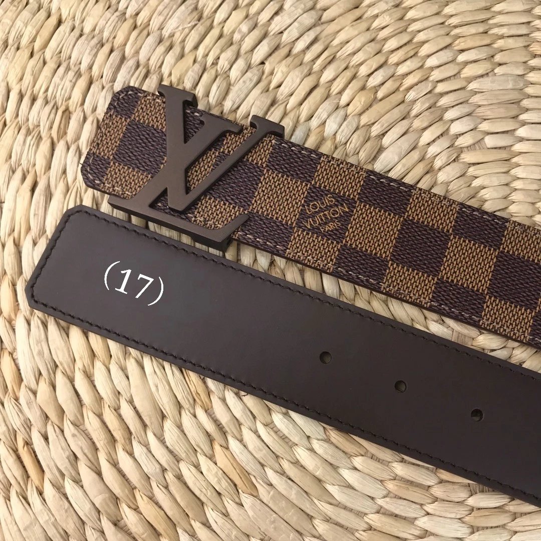(17) Brown Grid Brown Buckle