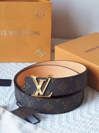 Louis Vuitton Belts (with box) — seller photo 6