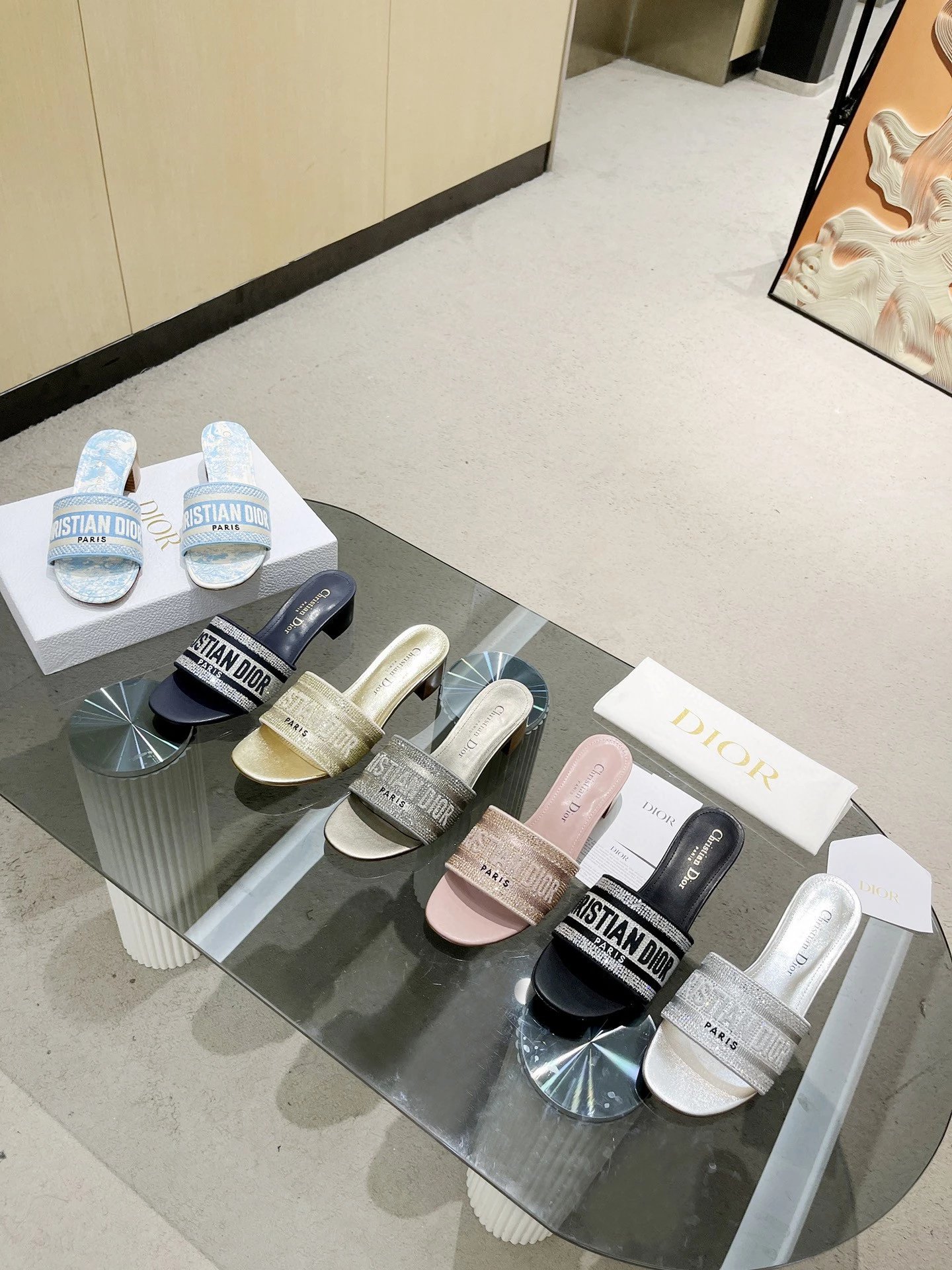 代购版本Dior迪奥2023ssDWAY经典款电绣镶钻刺绣粗跟凉鞋d家凉鞋凉拖鞋女外穿凉拖鞋高跟凉鞋中跟凉鞋一字拖鞋女现货包邮