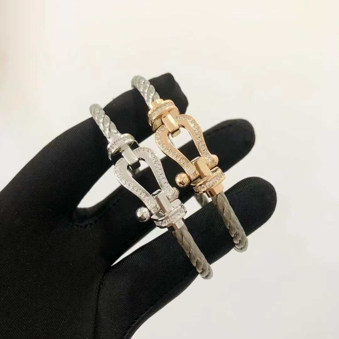 Silver Cord + Single Row Diamond Silver Horsehoe Buckle