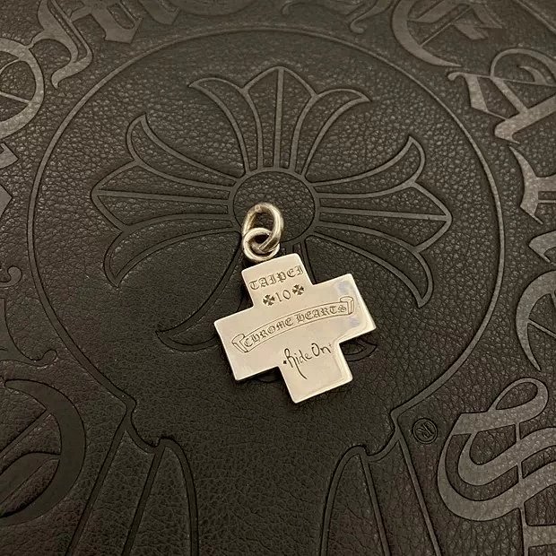 Chrome Hearts necklace