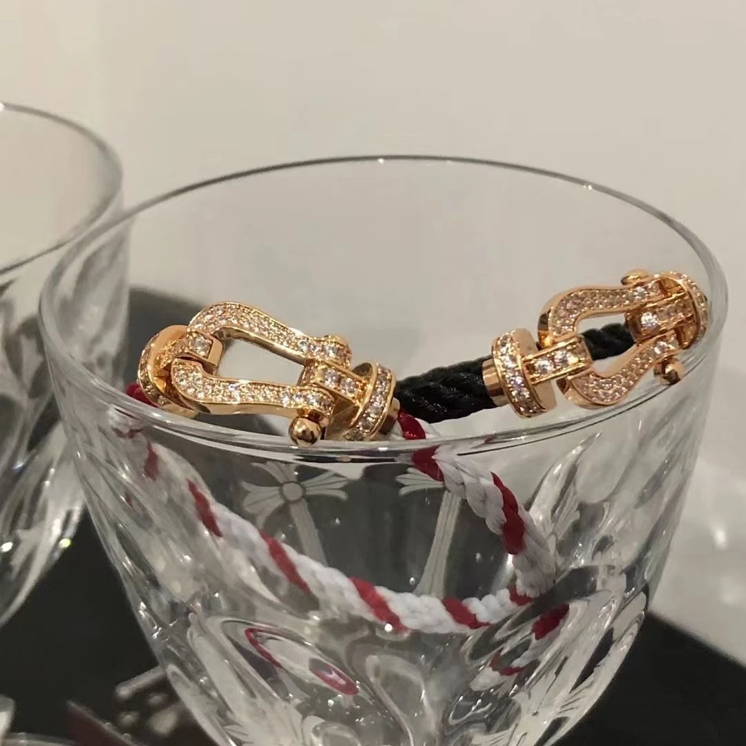 White & Red Cord + Full Diamond Gold Horsehoe Buckle
