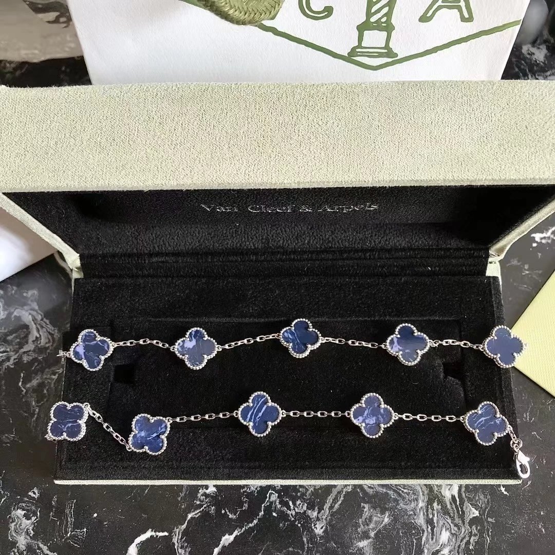 New Peter Stone # Blue and White Intercolor