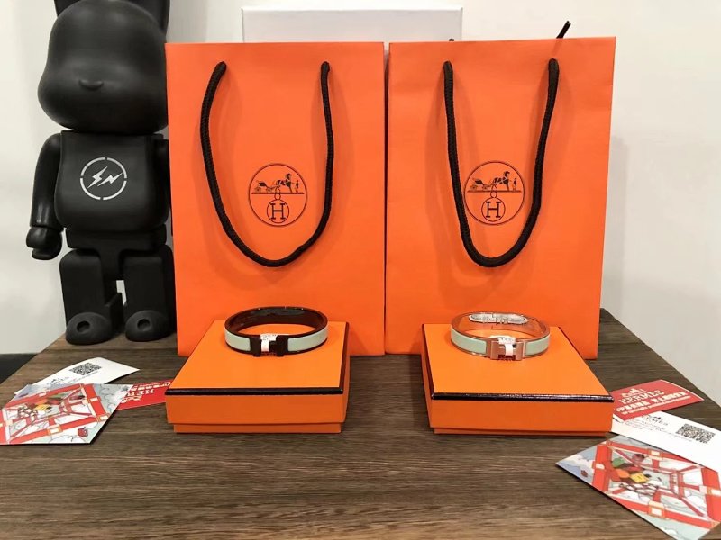 Hermès bracelet