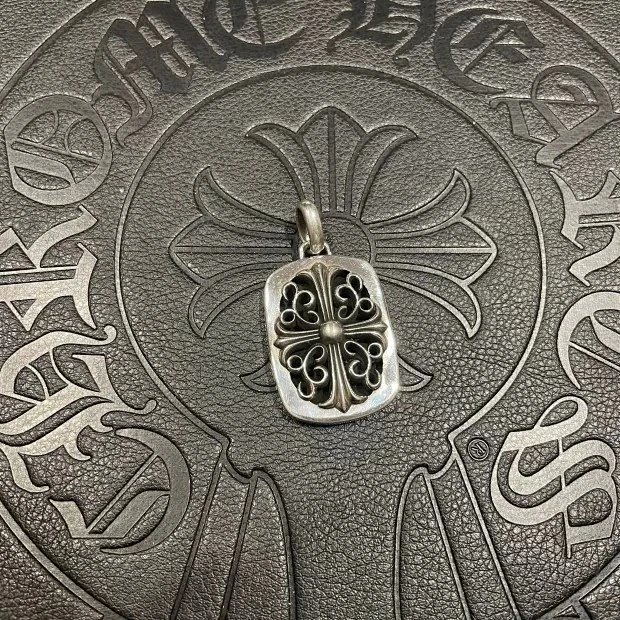 Chrome Hearts Keeper CH