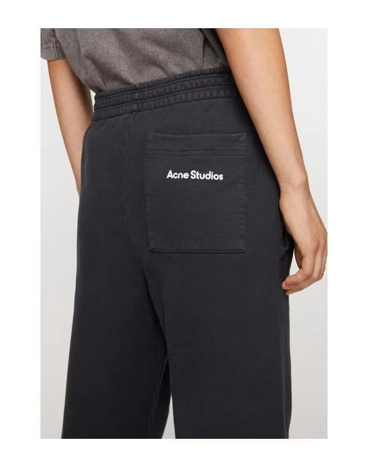 Sweatpants from Earlytom