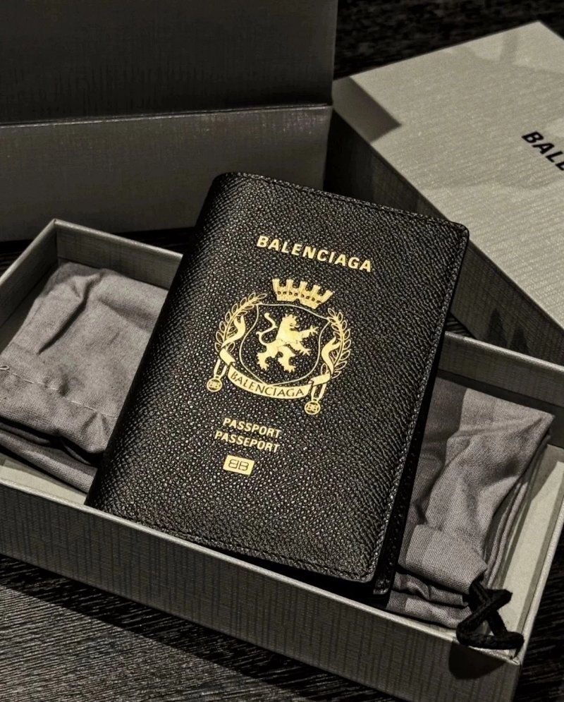 Balenciaga 24ss Passport