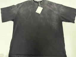 thumbnail for 旷子批发gvc 短袖89包邮无售后不退换十分重磅衣服并且有水洗炒色做的十分好物超所值数量不多就几十件先到先得大码很少