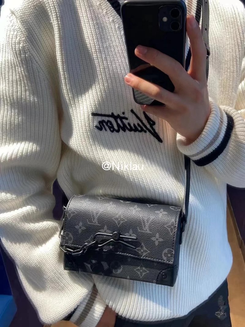 Bag from Yin Kuang's Shop