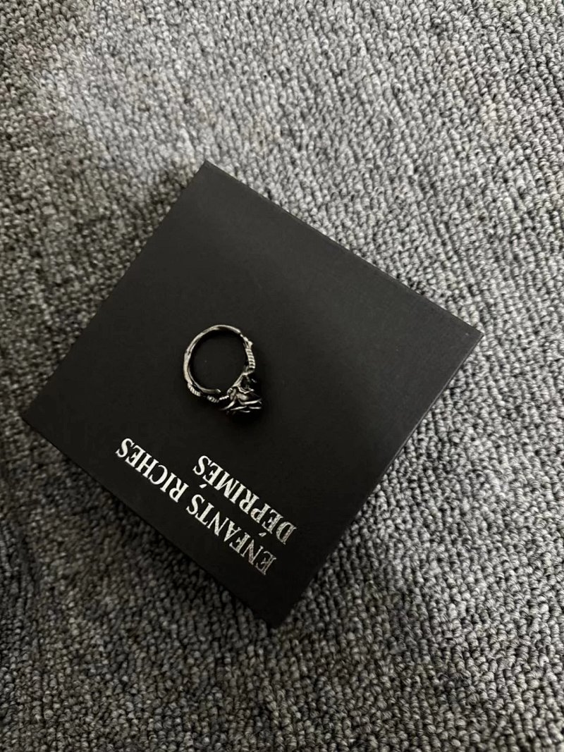 Ring from Yin Kuang's Shop