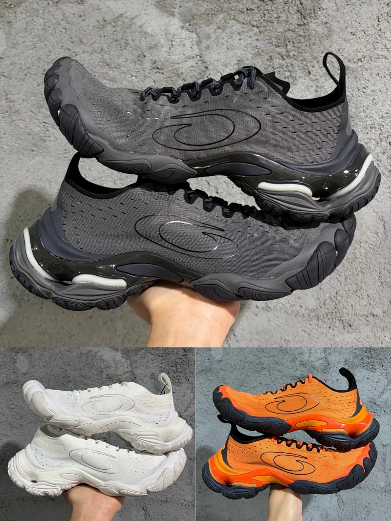 XA Batch Balenciaga Anatomic Runner