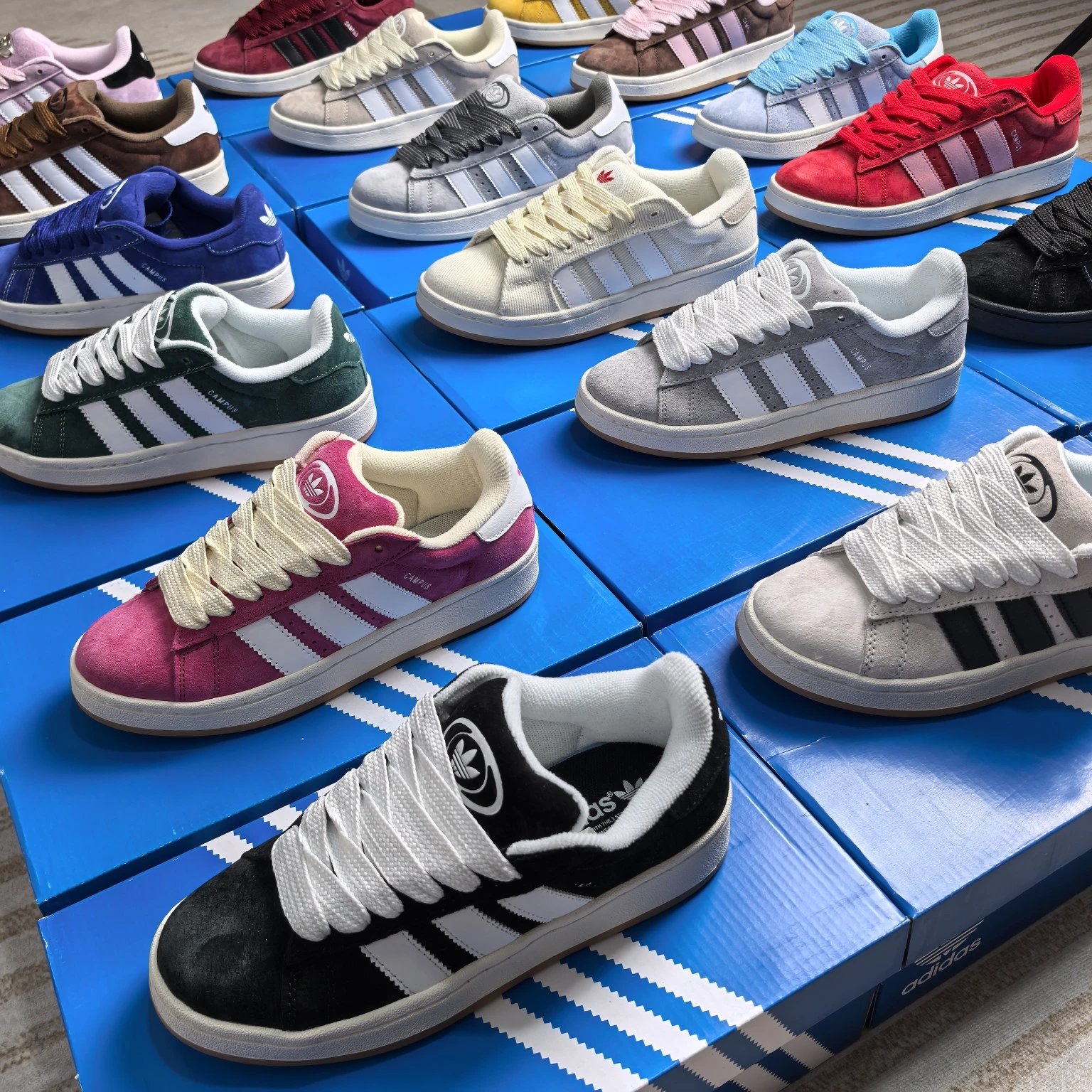 Adidas Campus 00s