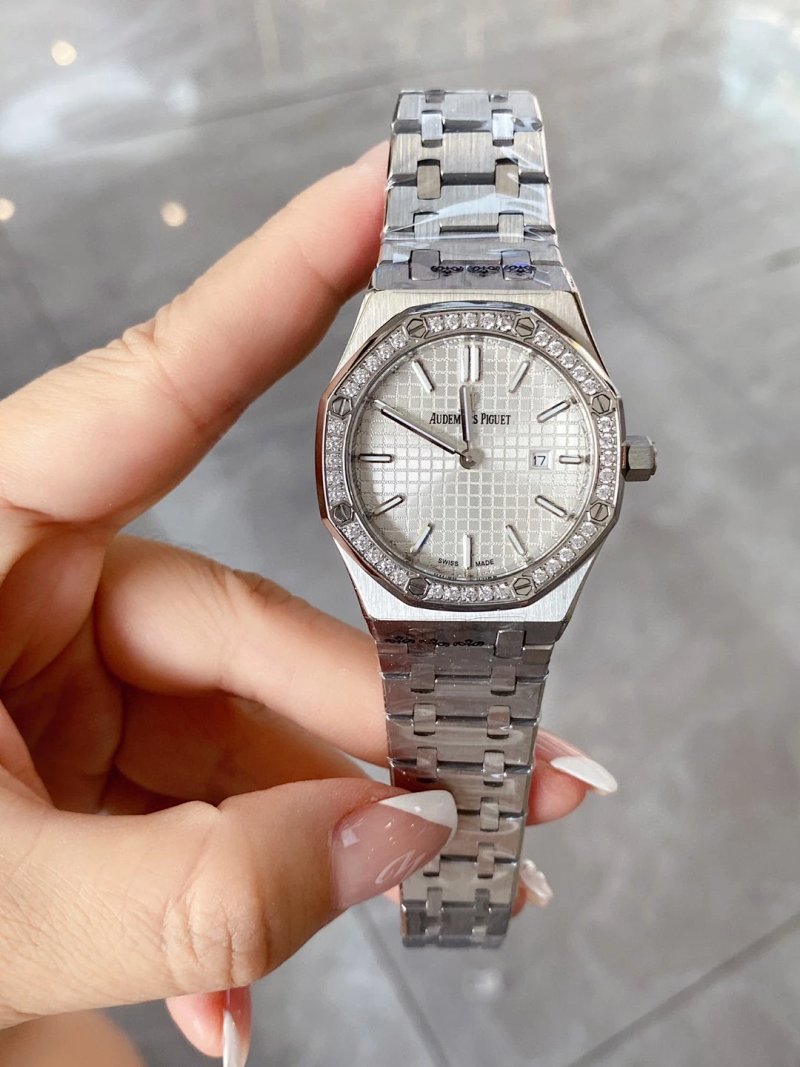 Watch from Erlaobiao