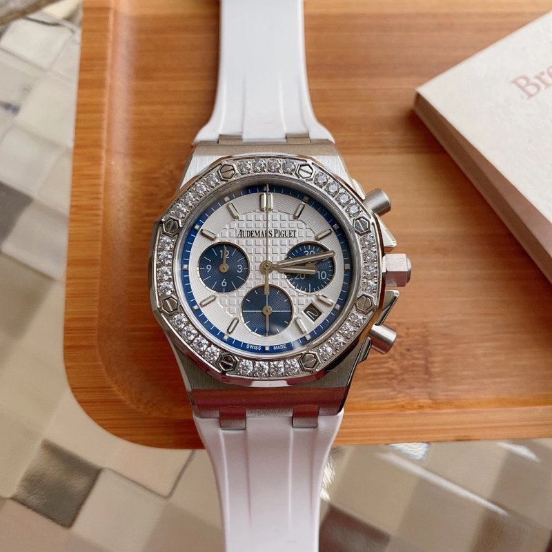 Watch from Erlaobiao