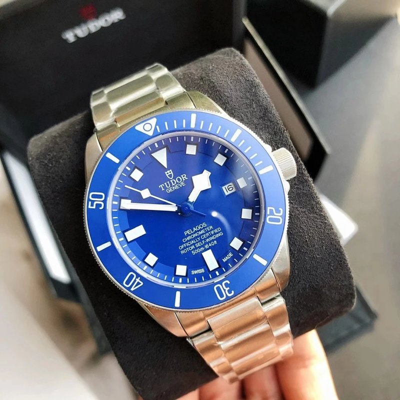 Watch from Erlaobiao