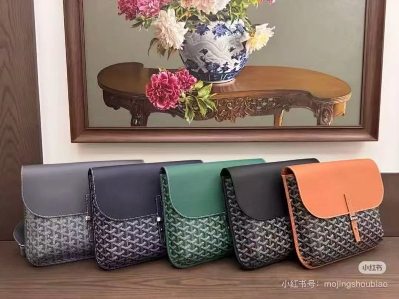 Goyard messenger bag