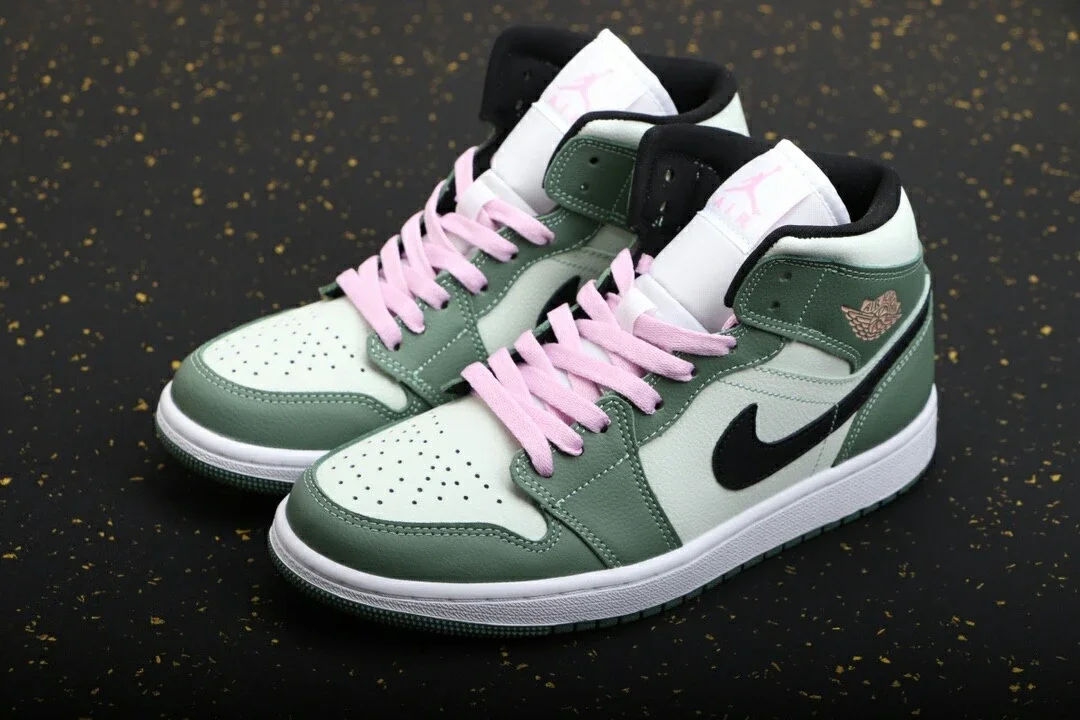 包邮货号CZ0774-300 Air Jordan 1 Mid SE Dutch Green AJ1 中帮荷兰绿