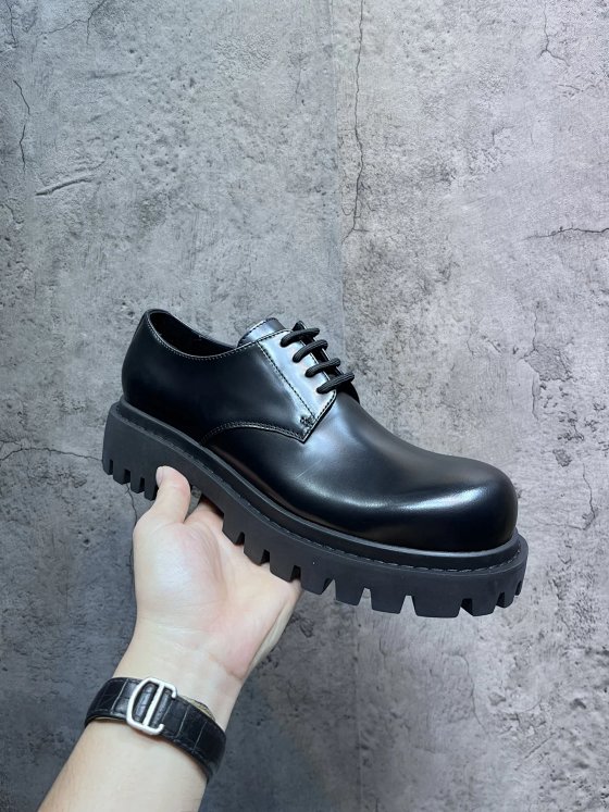 Spot Balenciaga sergent round toe derby shoes round toe thick soled lace up derby shoes BLCG men's high top Martin boots new toe without logo