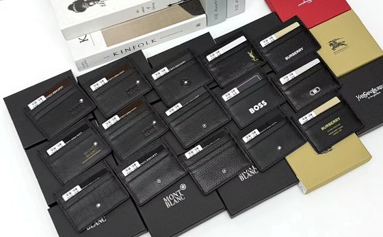 Adopting inner and outer layer of calf leather black card bag card sleeve