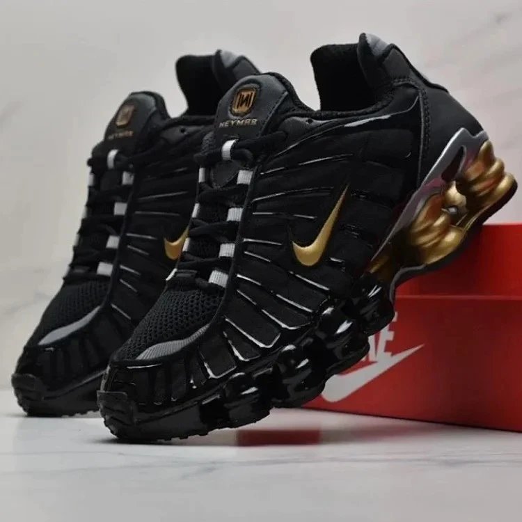 Nike Shox R4 Black Silver Sneakers - 33
