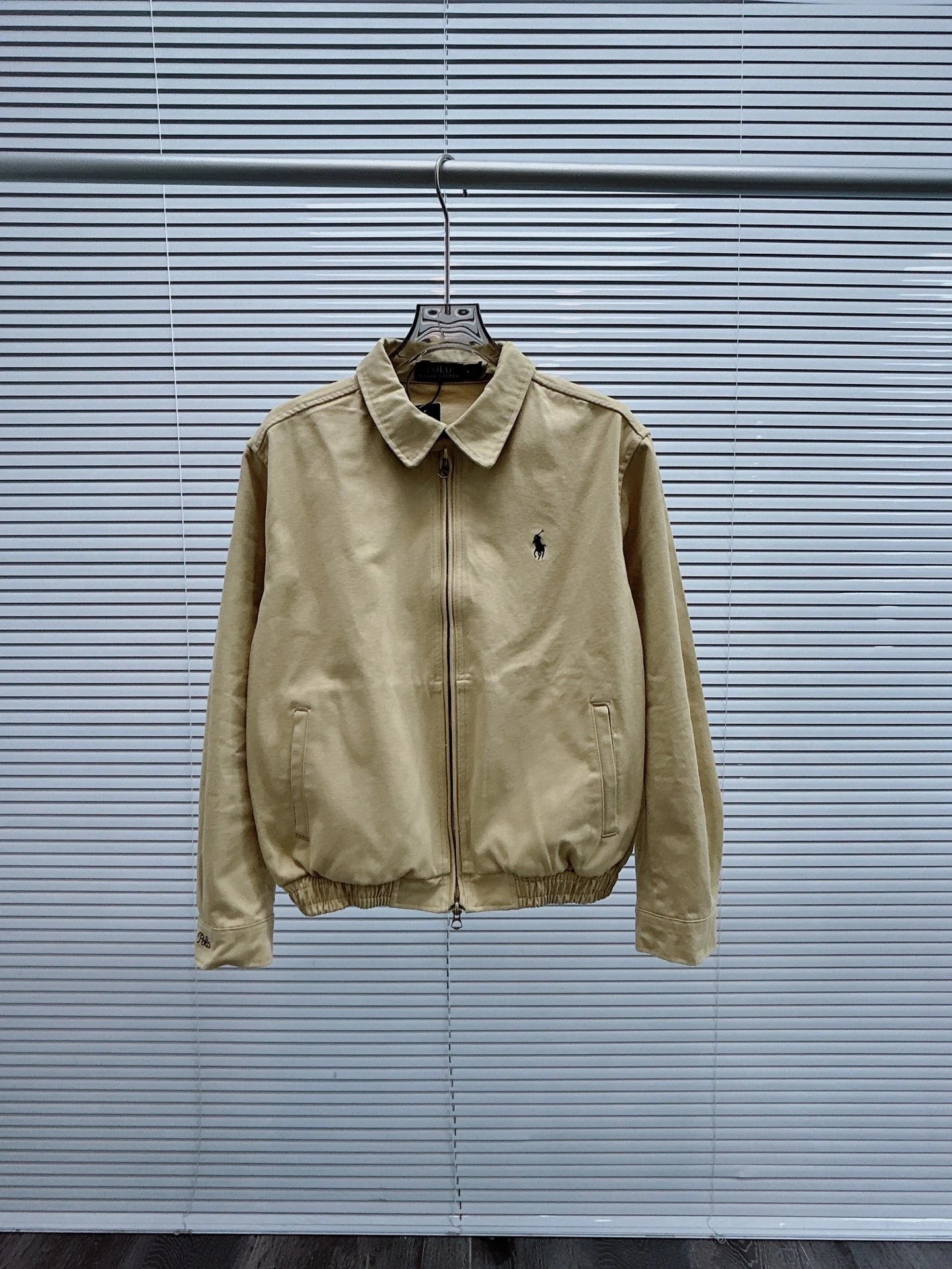 Khaki 3