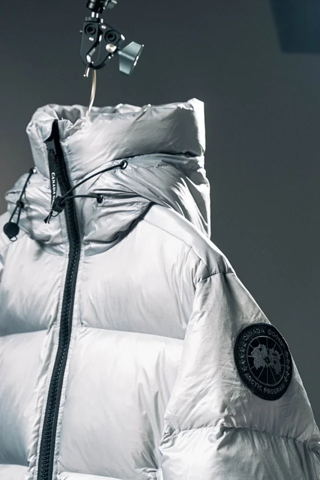 Canada Goose Down Jackets Crofton Puffer Jacket product detail image 14