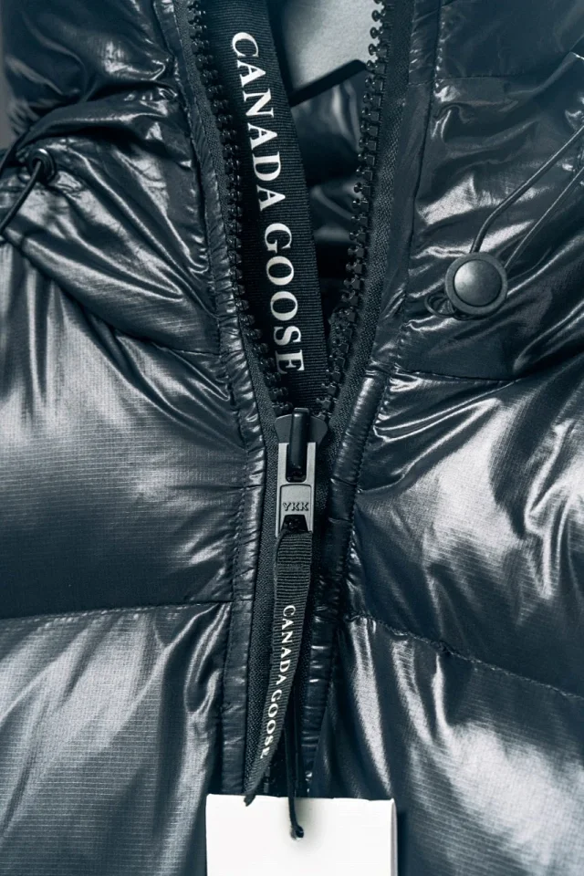 Canada Goose Down Jackets Crofton Puffer Jacket product detail image 24