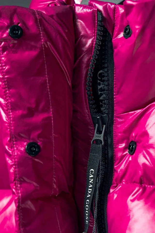 Canada Goose Down Jackets Short glossy puffer jacket product detail image 35