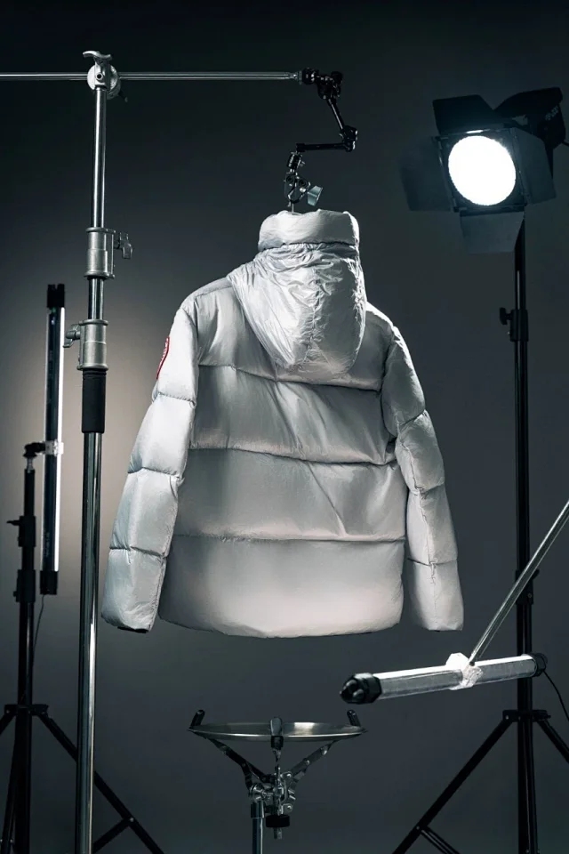 Canada Goose Down Jackets Crofton Puffer Jacket product detail image 21
