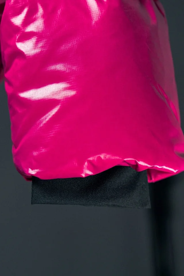 Canada Goose Down Jackets Short glossy puffer jacket product detail image 33