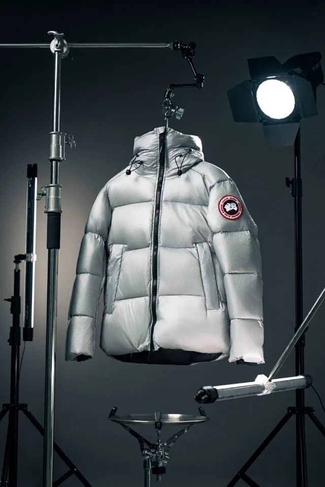 Canada Goose Down Jackets Crofton Puffer Jacket product detail image 19