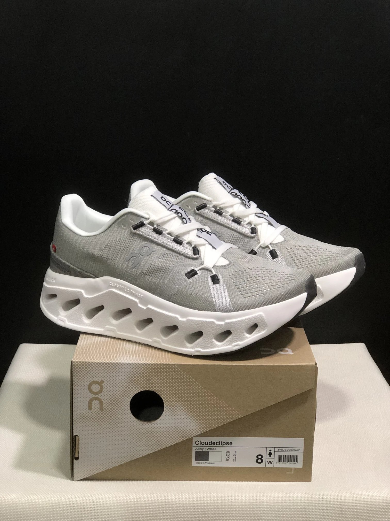 On昂跑 Cloudeclipse 柔软舒适 跑步鞋 男女鞋3645码 5