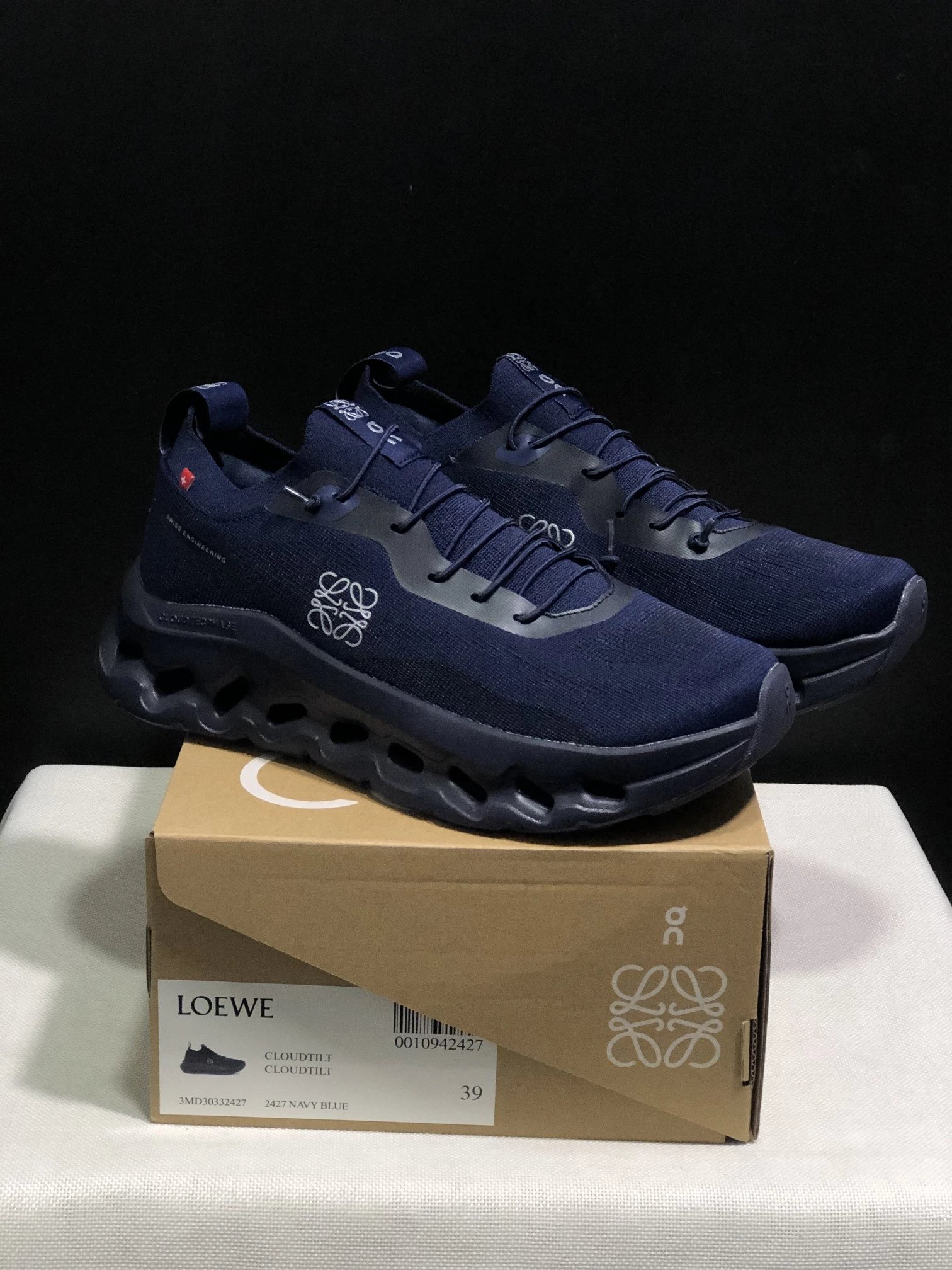 On Cloud Tilt Running Shoes photo 8