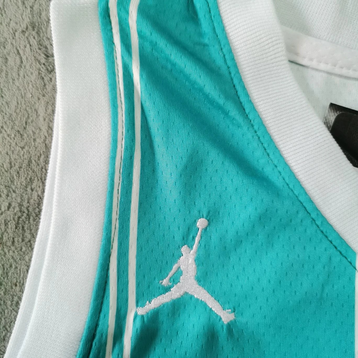 Charlotte Hornets Nike NBA Swingman Jersey Teal Blue Activewear - 27