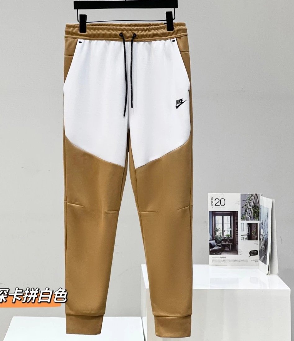 Deep card white pants