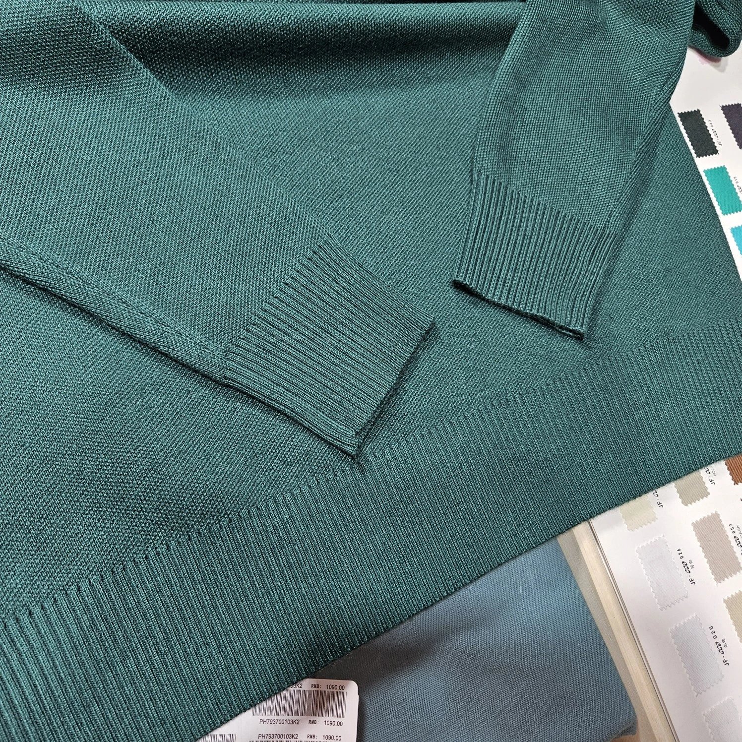 Lacoste Classic Crewneck Knit Sweater Forest Green - 9