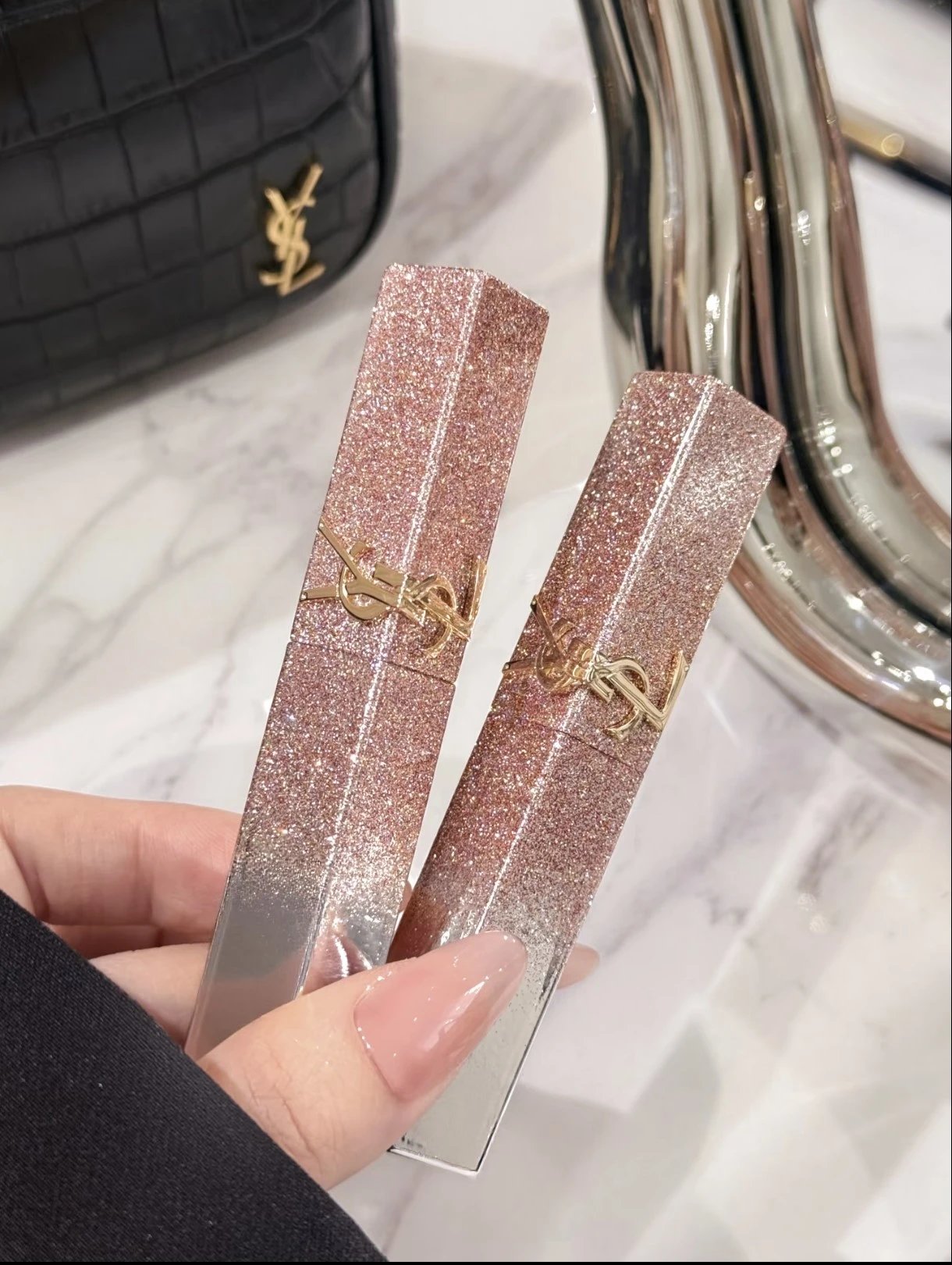 [Exclusive for Returning Customers] Absolutely Stunning! Saint Family 2026 Valentine's Day Limited Edition Pink Star Lipstick 1988 Star Picker